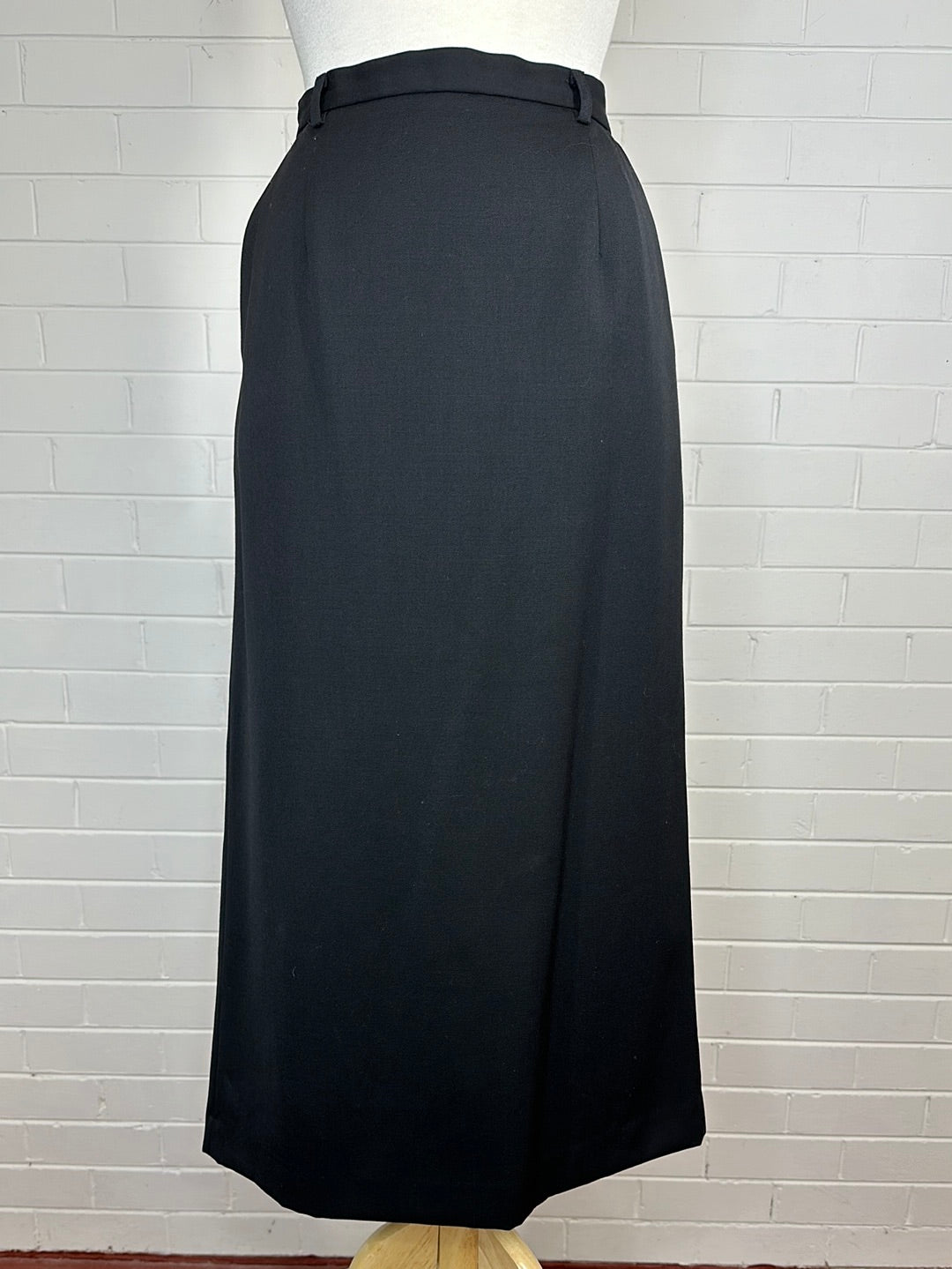 Charade | New Zealand | skirt | size 14 | midi length | 100% wool