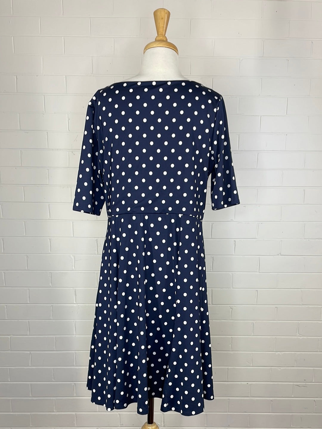 Wallis | dress | size 16 | knee length