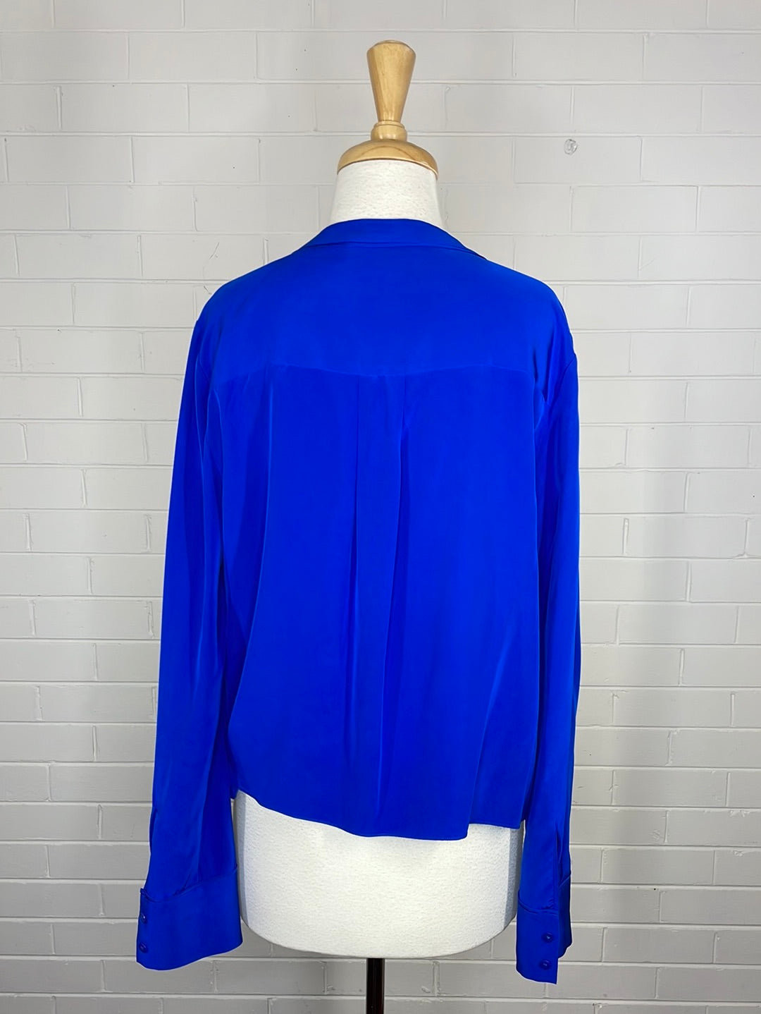 Diane von Furstenberg | New York | shirt | size 12 | long sleeve | 100% silk