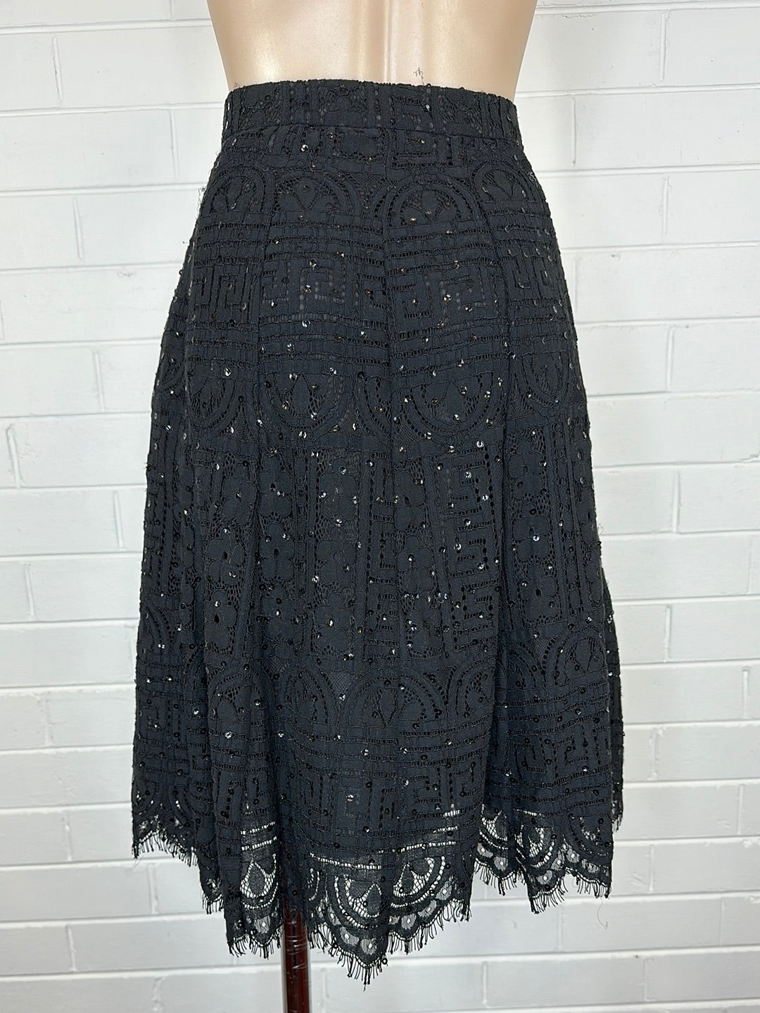 Lace skirt size outlet 6