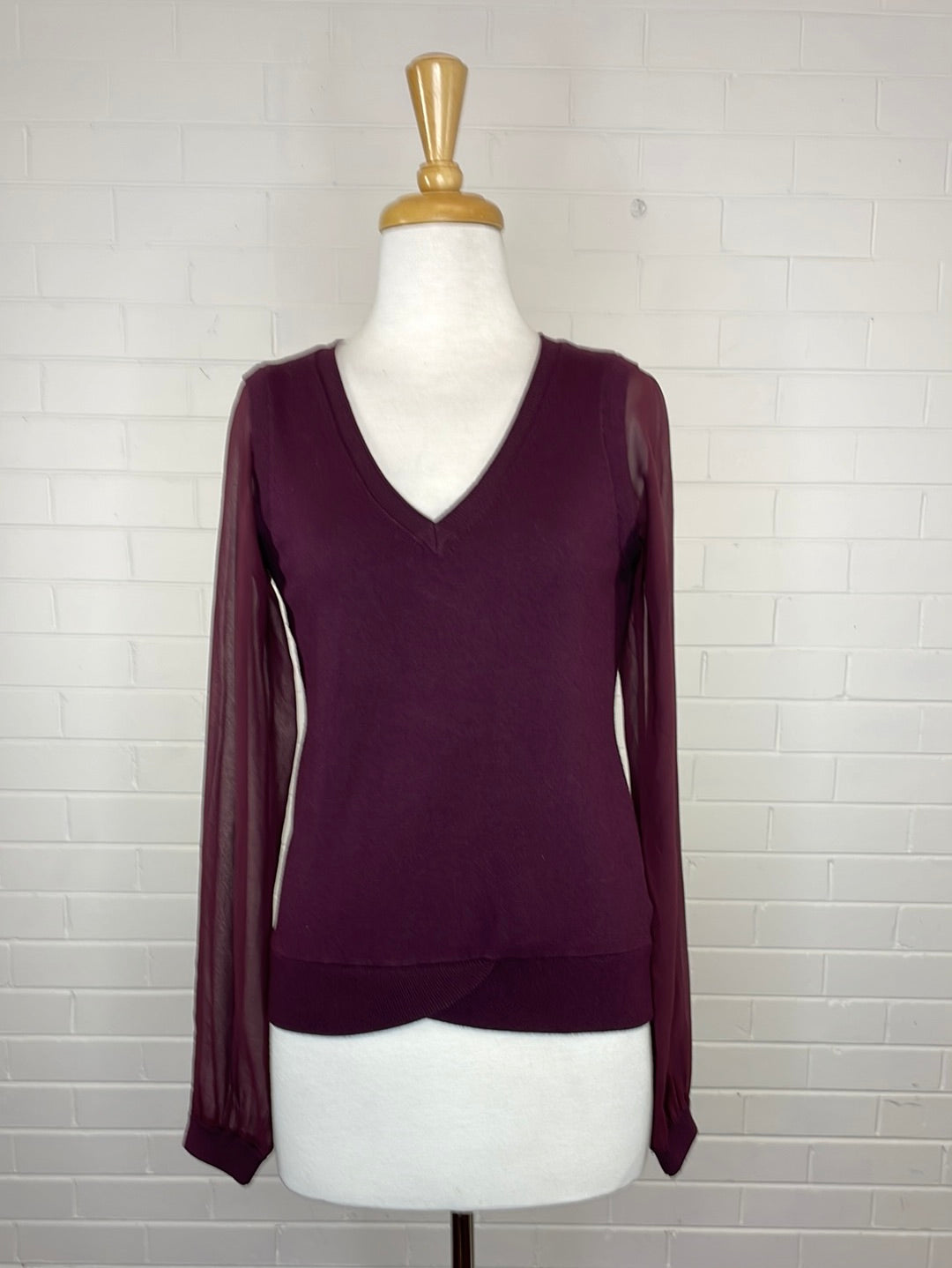 Karen Millen | UK | sweater | size 10 | v-neck