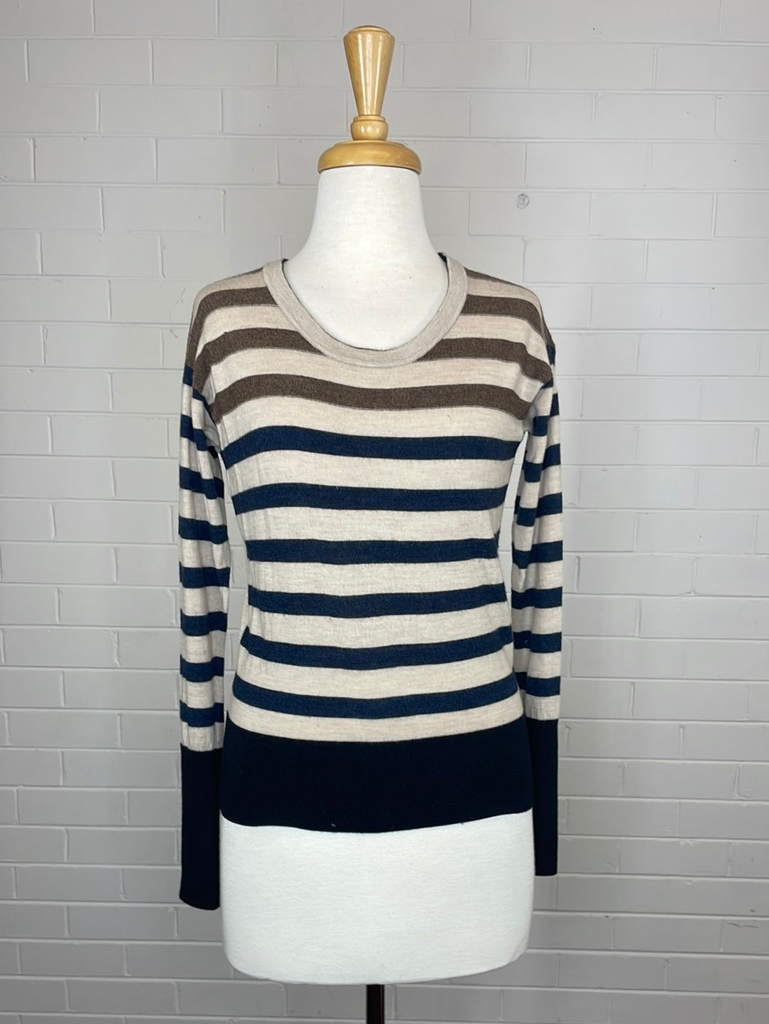 Marc Jacobs | New York | sweater | size 8 | round neck