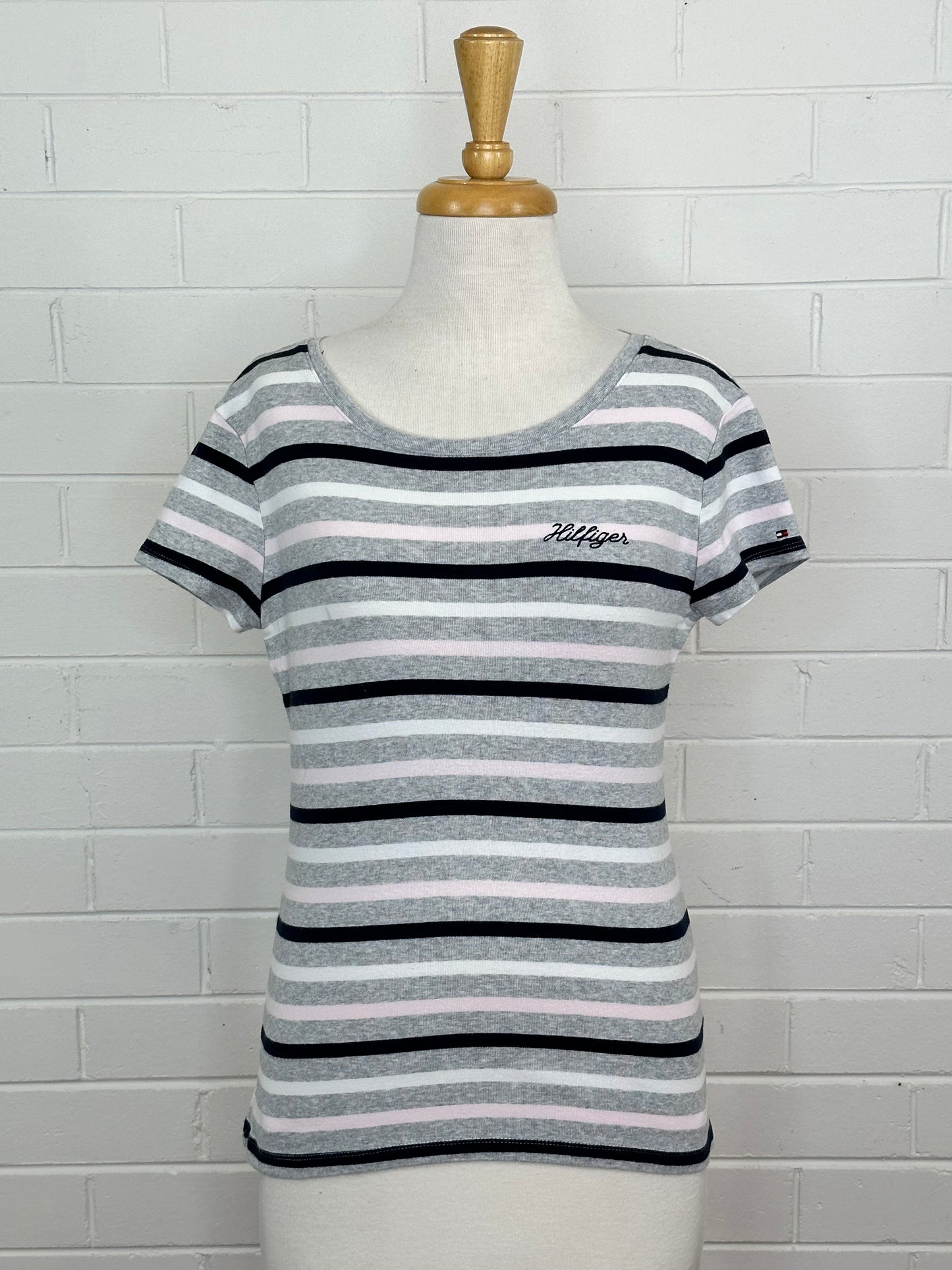 Tommy Hilfiger | New York | top | size 10 | short sleeve | 100% cotton