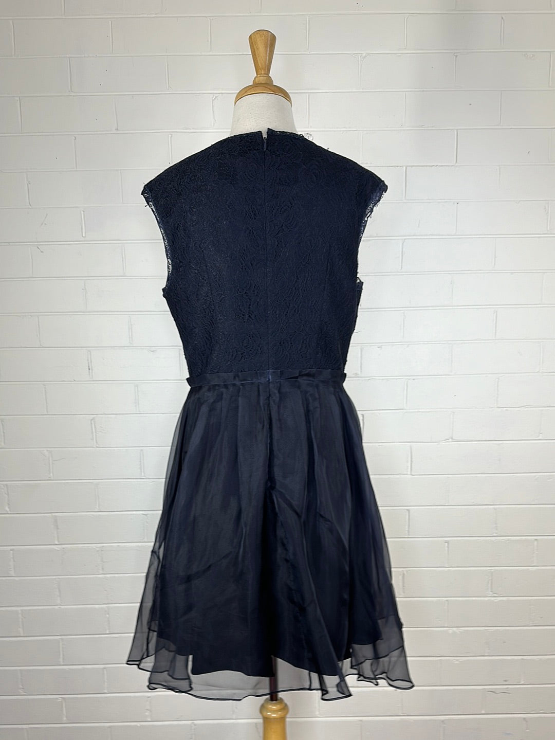 Ted Baker | dress | size 12 | knee length | 100% silk