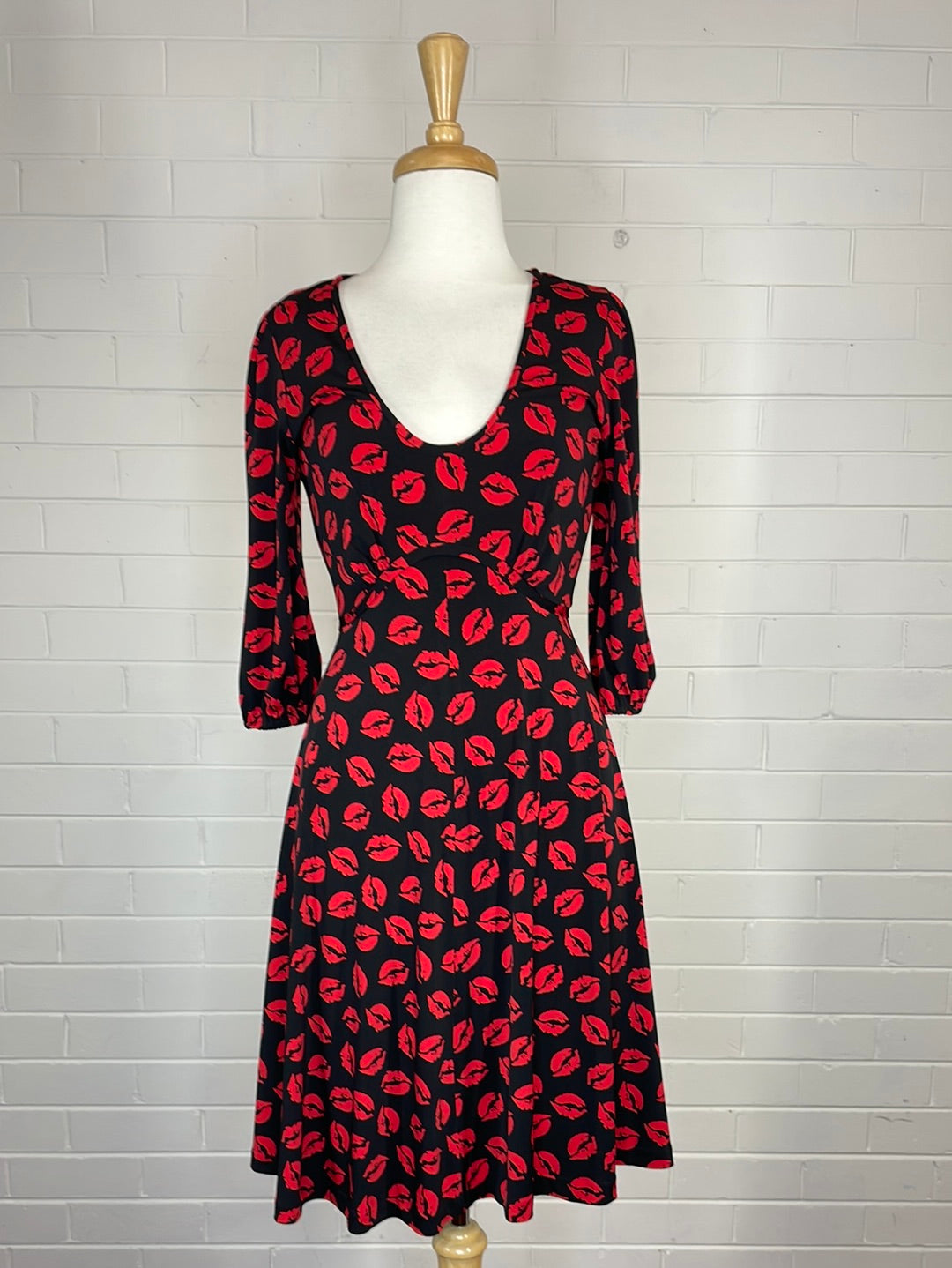 Leona Edmiston | dress | size 8 | knee length