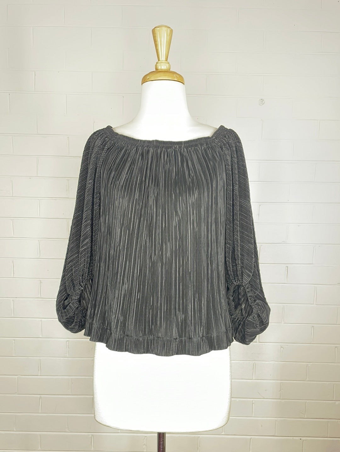 Shona Joy | top | size 8 | three-quarter sleeve