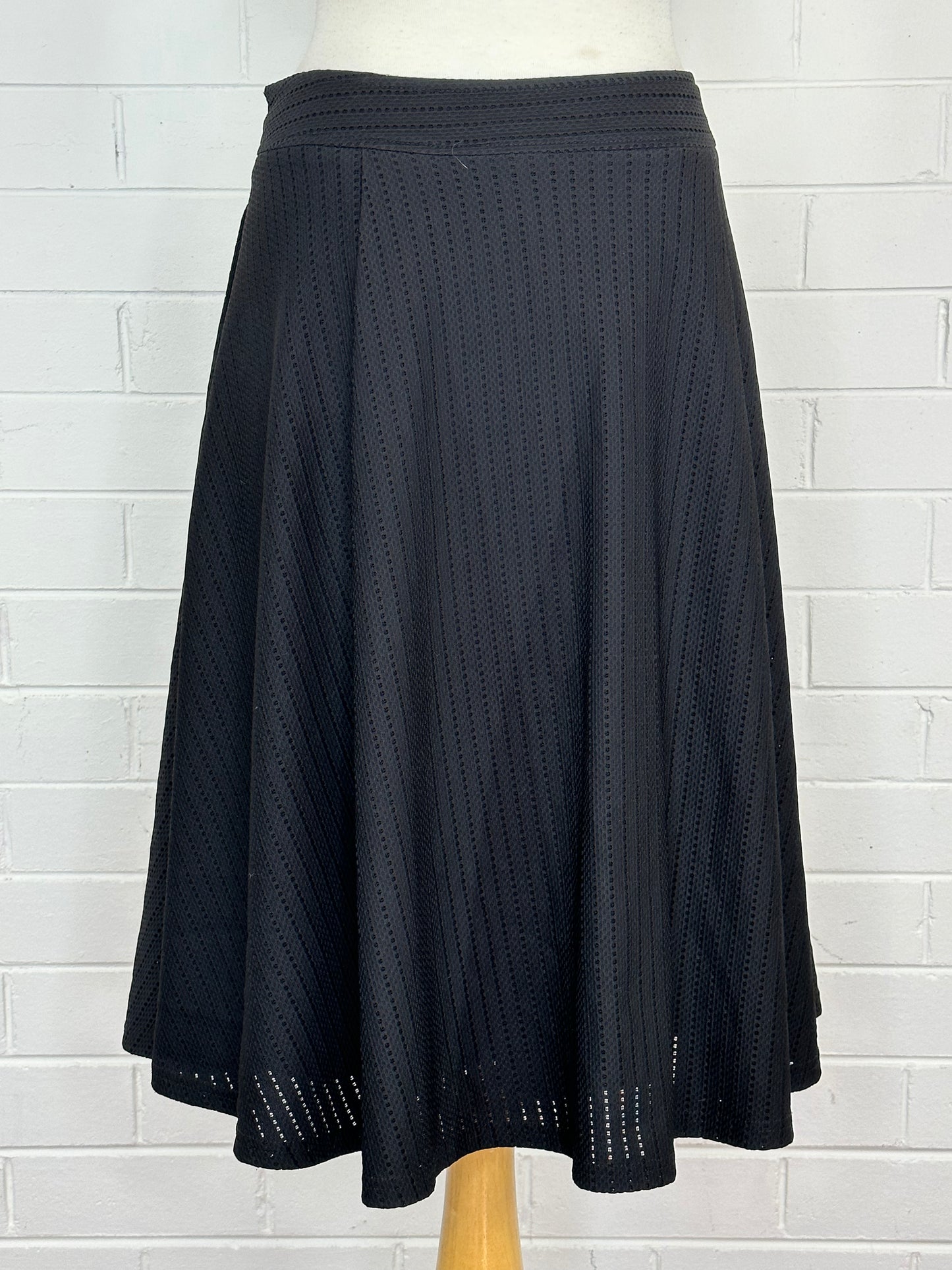 City Chic | skirt | size 16 | knee length