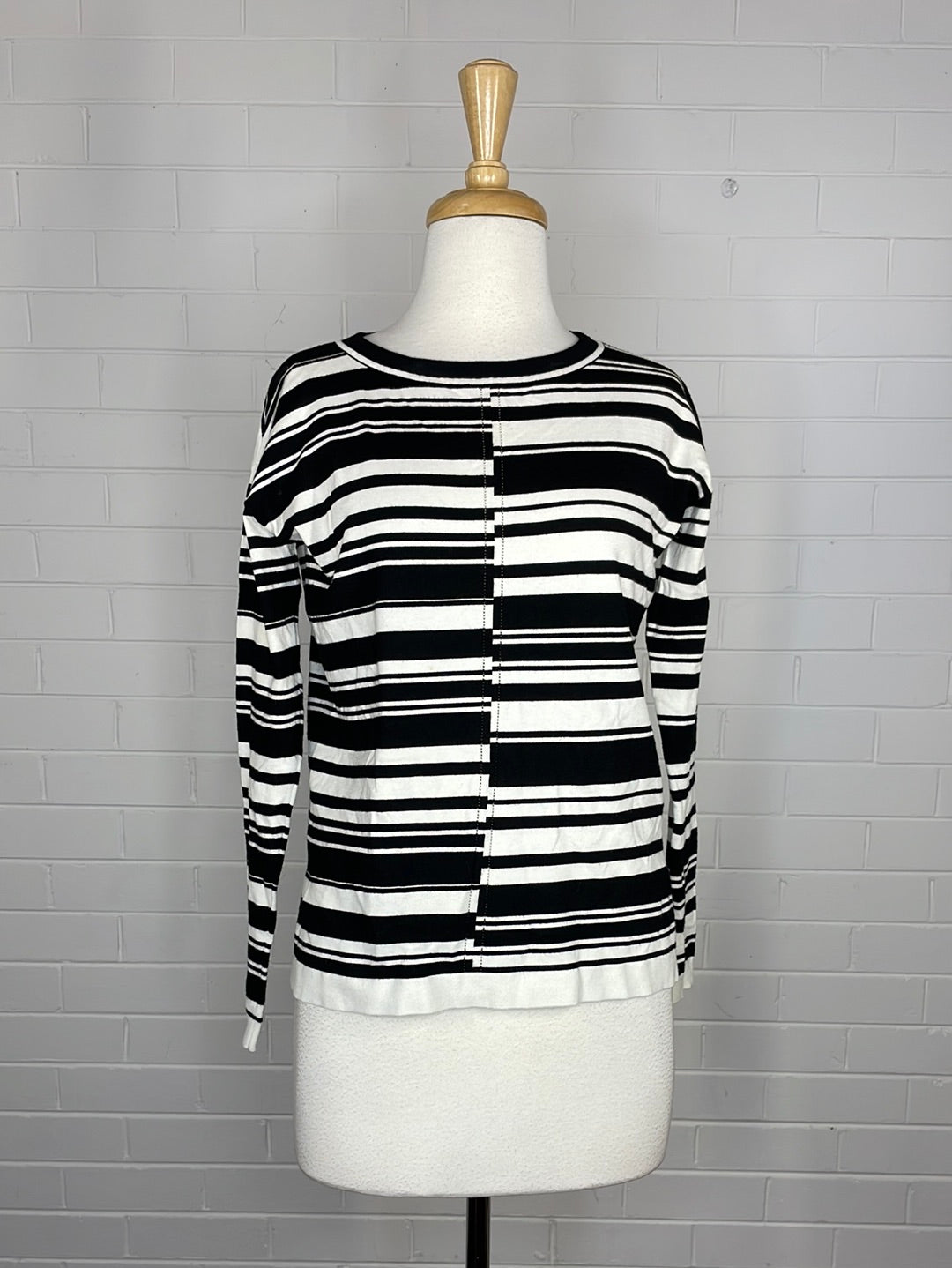 Karen Millen | UK | sweater | size 8 | crew neck