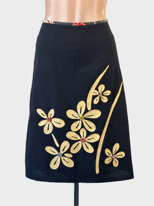 Designer Maiocchi vintage 90’s flared cotton skirt with oversized floral screen print and covered button centres for office or smart casual wear.