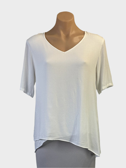Metalicus overlay top in white crepe for smart casual or resort wear.