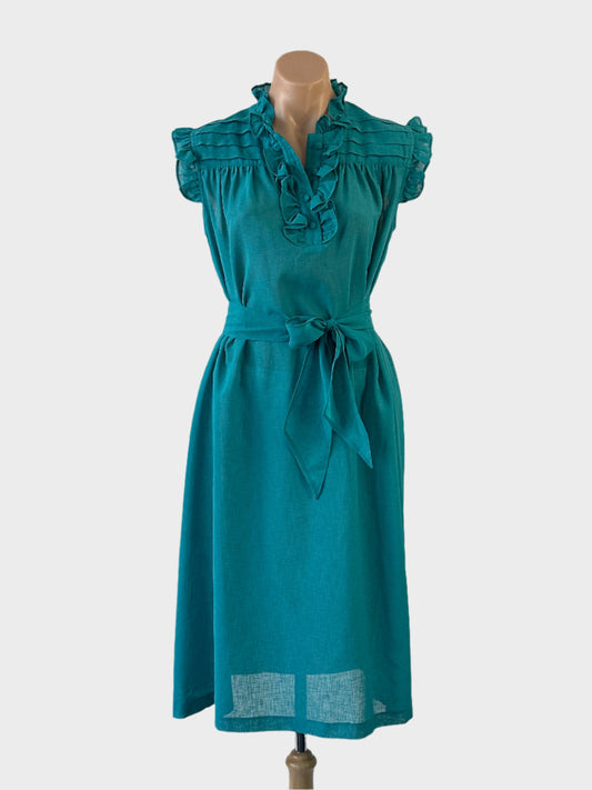 Vintage Modele Jacqui day dress in teal slub weave with pleated yoke, frilled cap sleeves and waist sash for business or smart casual wear.