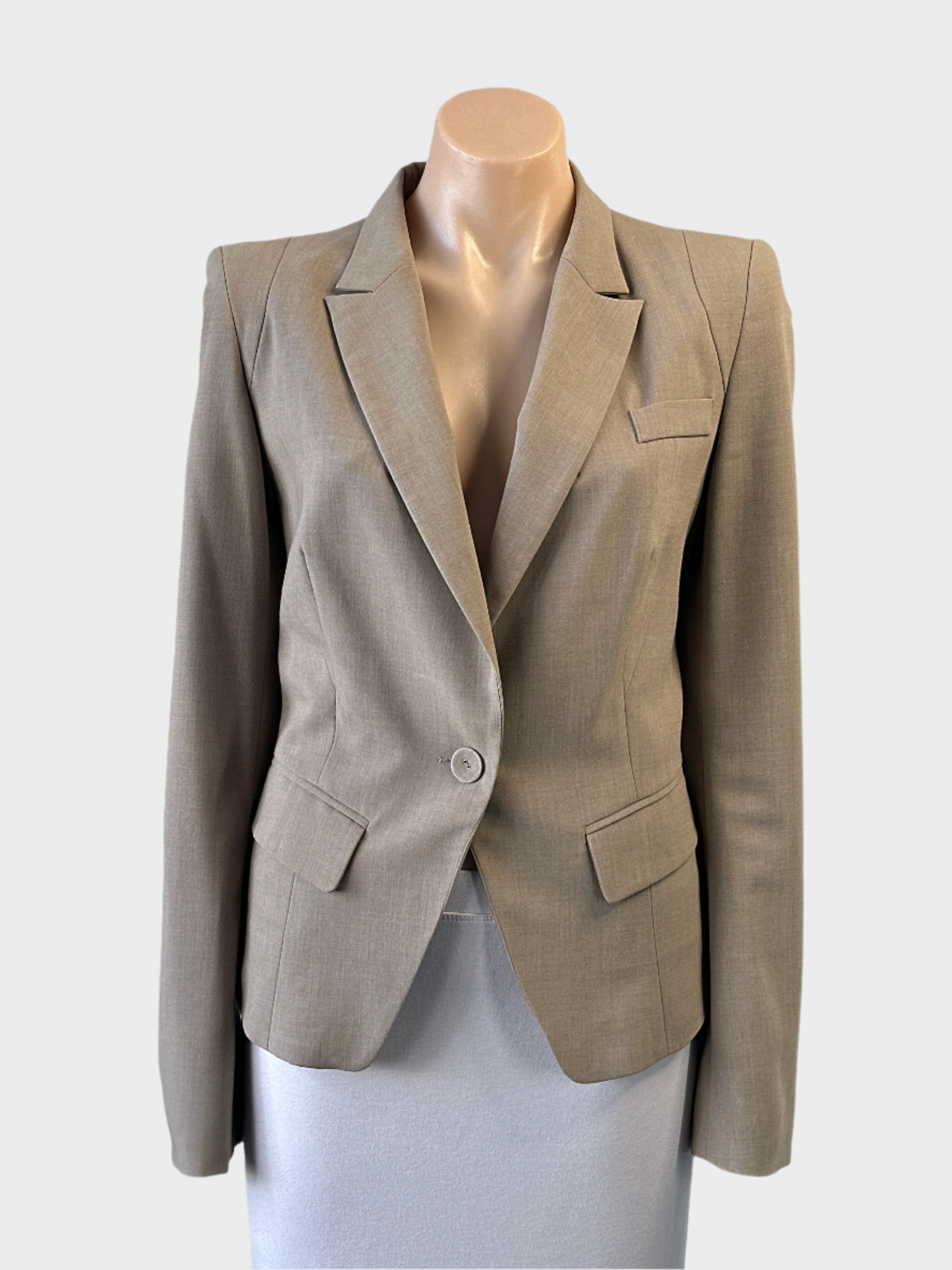 Portmans beige variegated weave single breasted jacket with covered button for office wear.