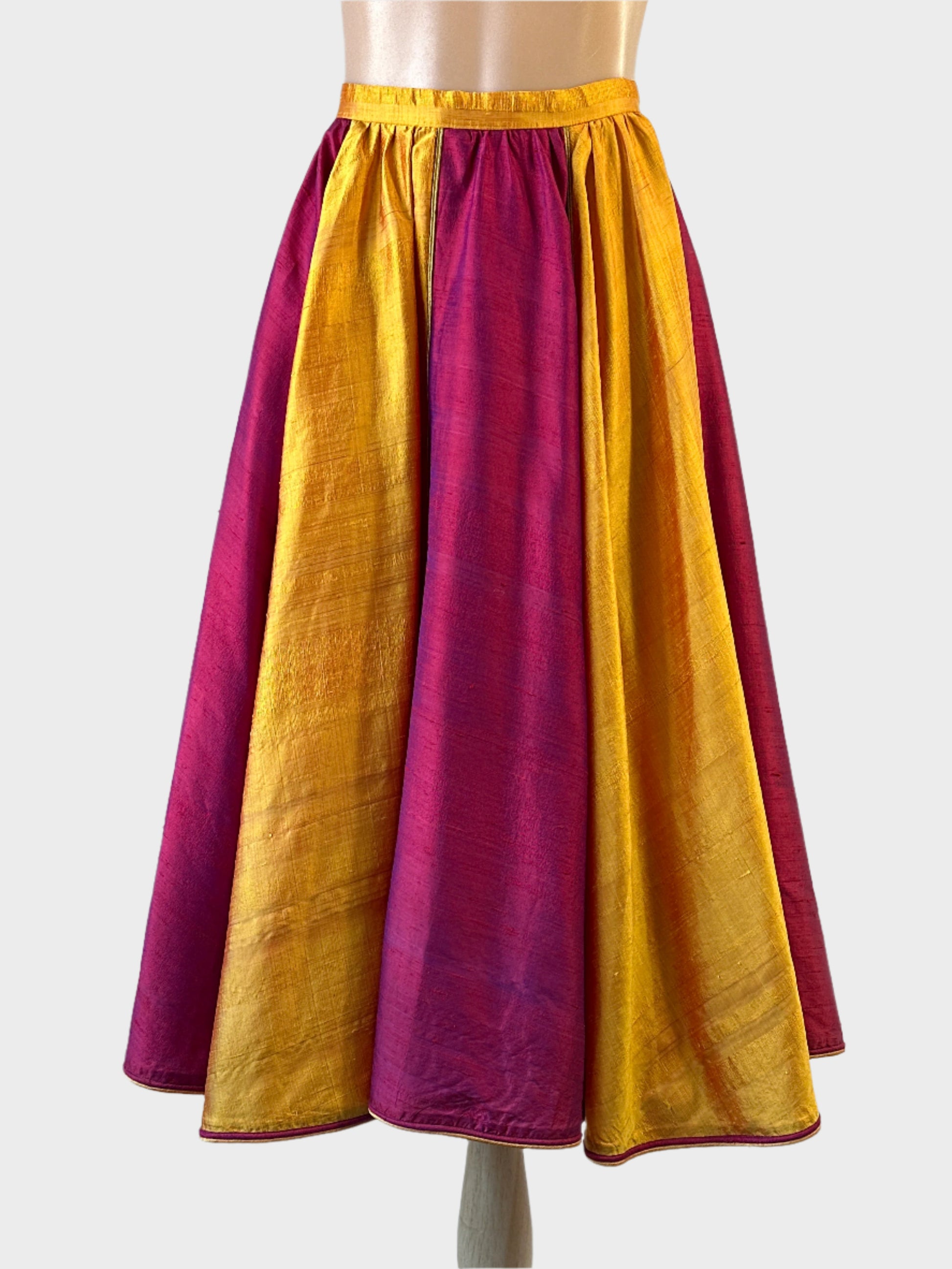 Designer REGAMUS vintage 80s saffron and fuchsia flared skirt with gold piping and piped hem for formal or evening wear.
