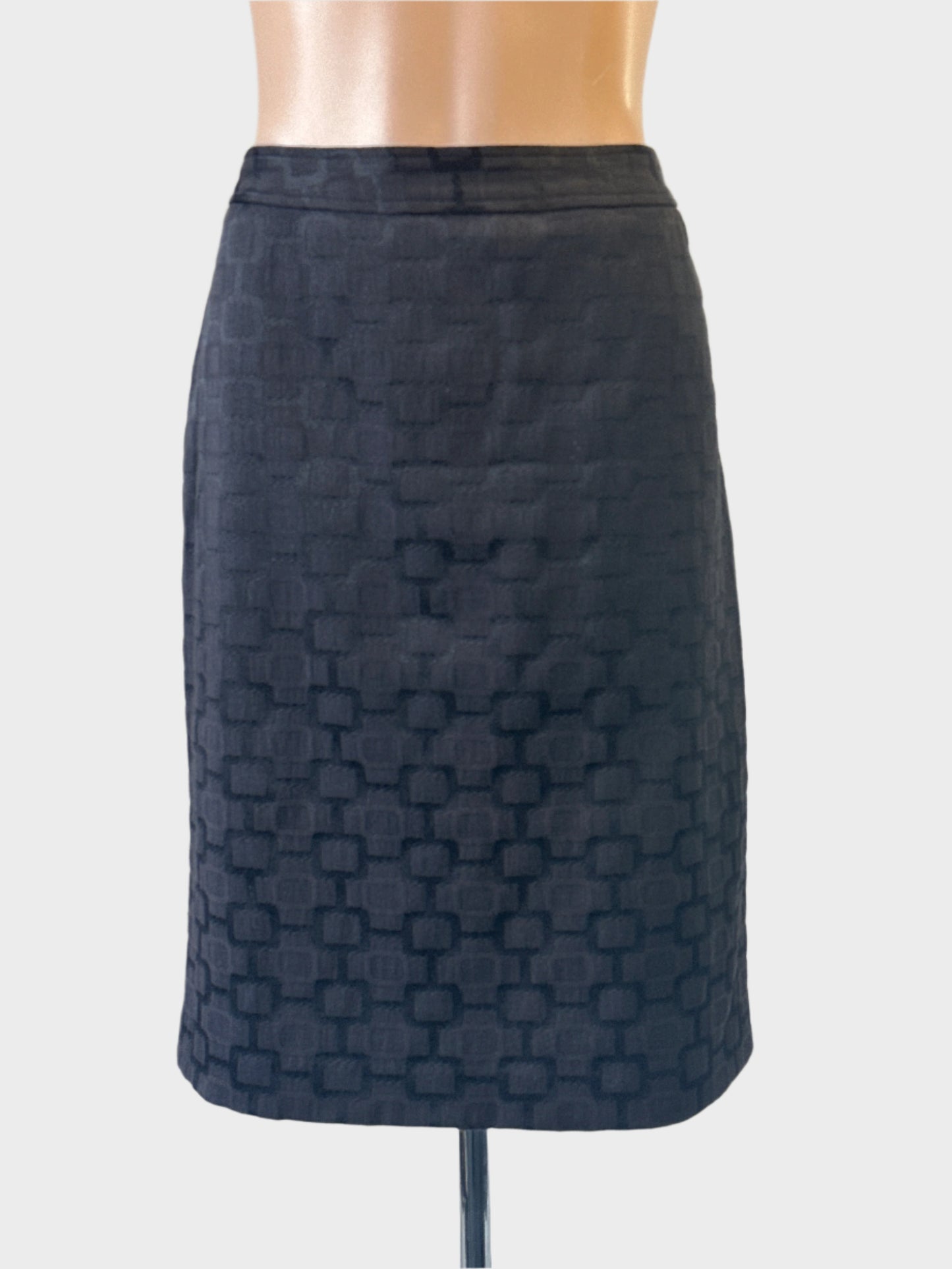 SportEight straight skirt in black geometric jacquard for office wear.
