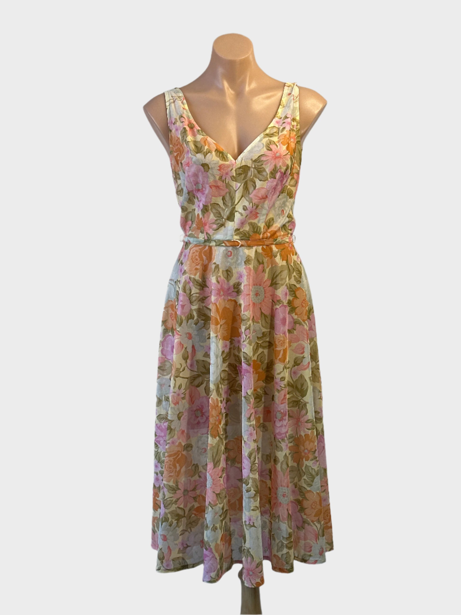 Stitches Plus vintage 70's sleeveless A-line dress in yellow and orange floral chiffon for smart casual or events wear.