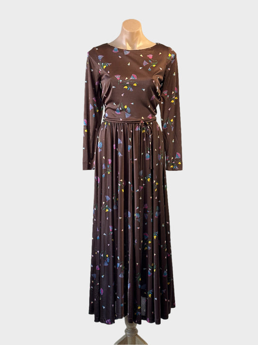 Tullo rare vintage 70s chocolate floral maxi dress with round neck, long sleeves and gathered A-line skirt — smart casual wear.