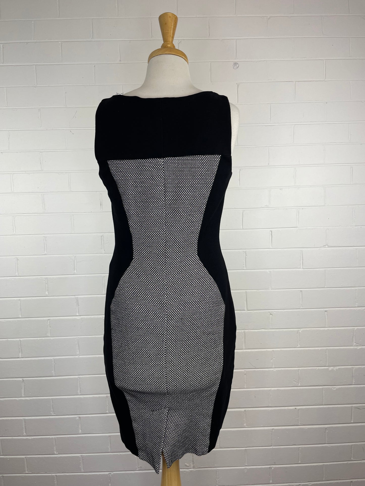 Cue | dress | size 10 | knee length