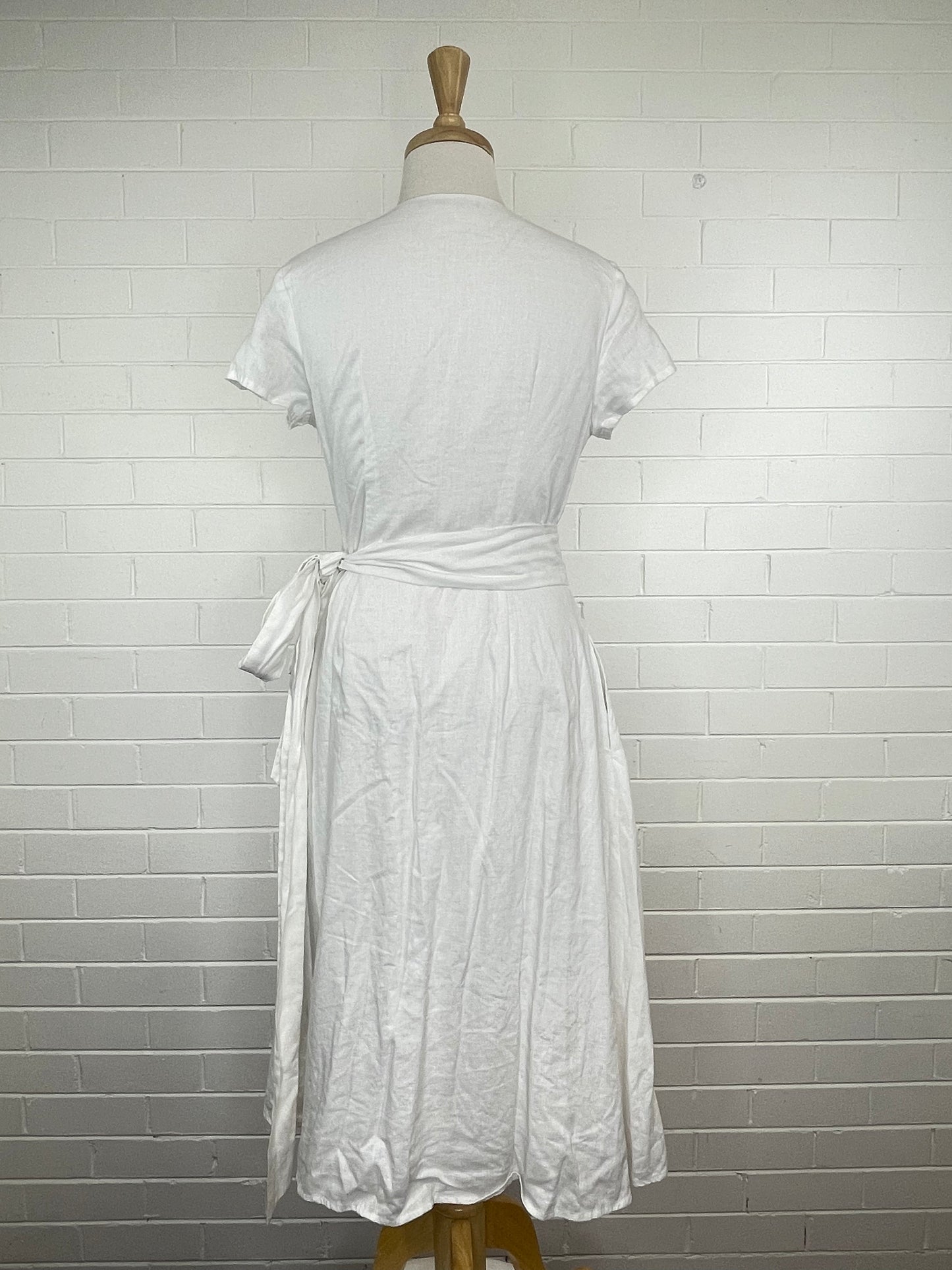 Yaly Couture | dress | size 8 | midi length | 100% linen