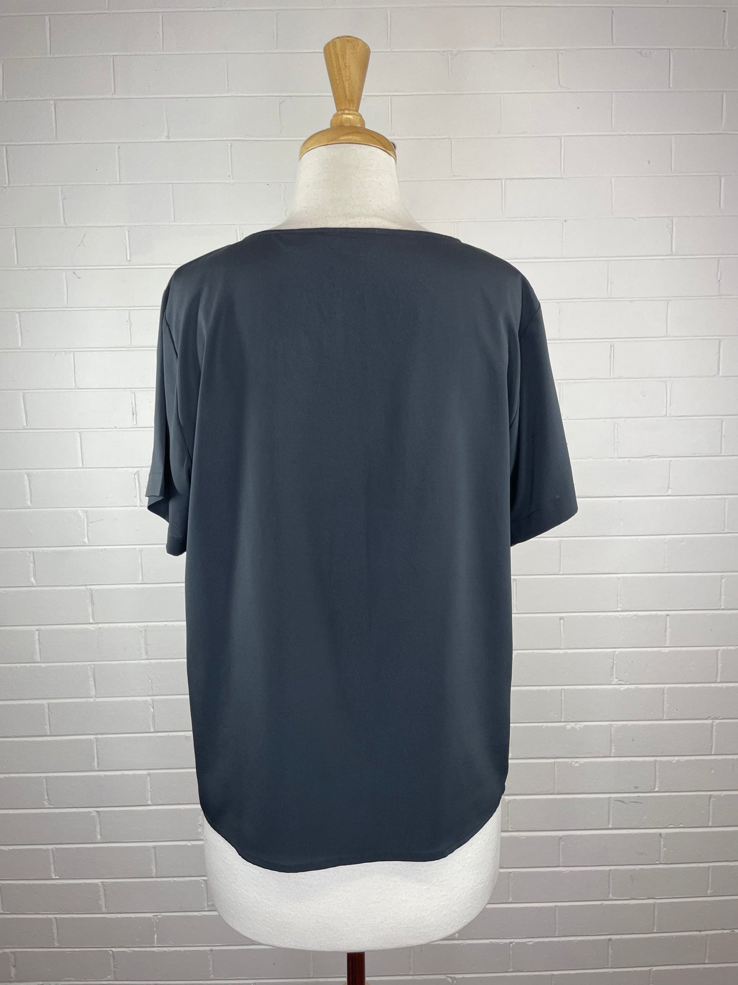 David Jones | vintage | top | size 10 | short sleeve