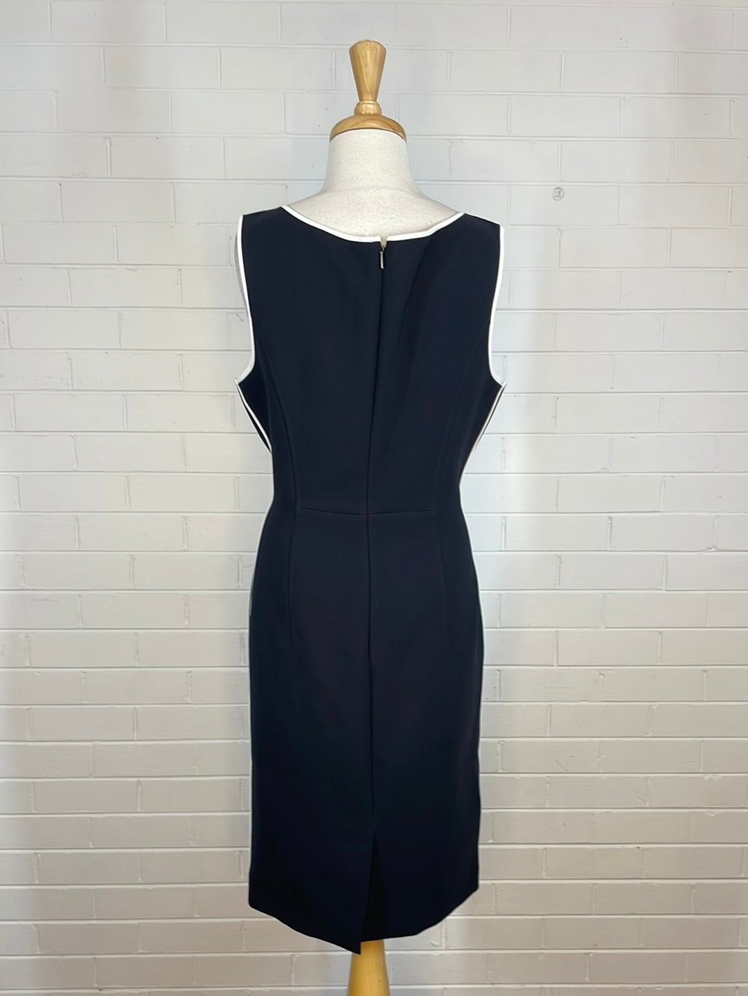 Hugo Boss | Germany | dress | size 14