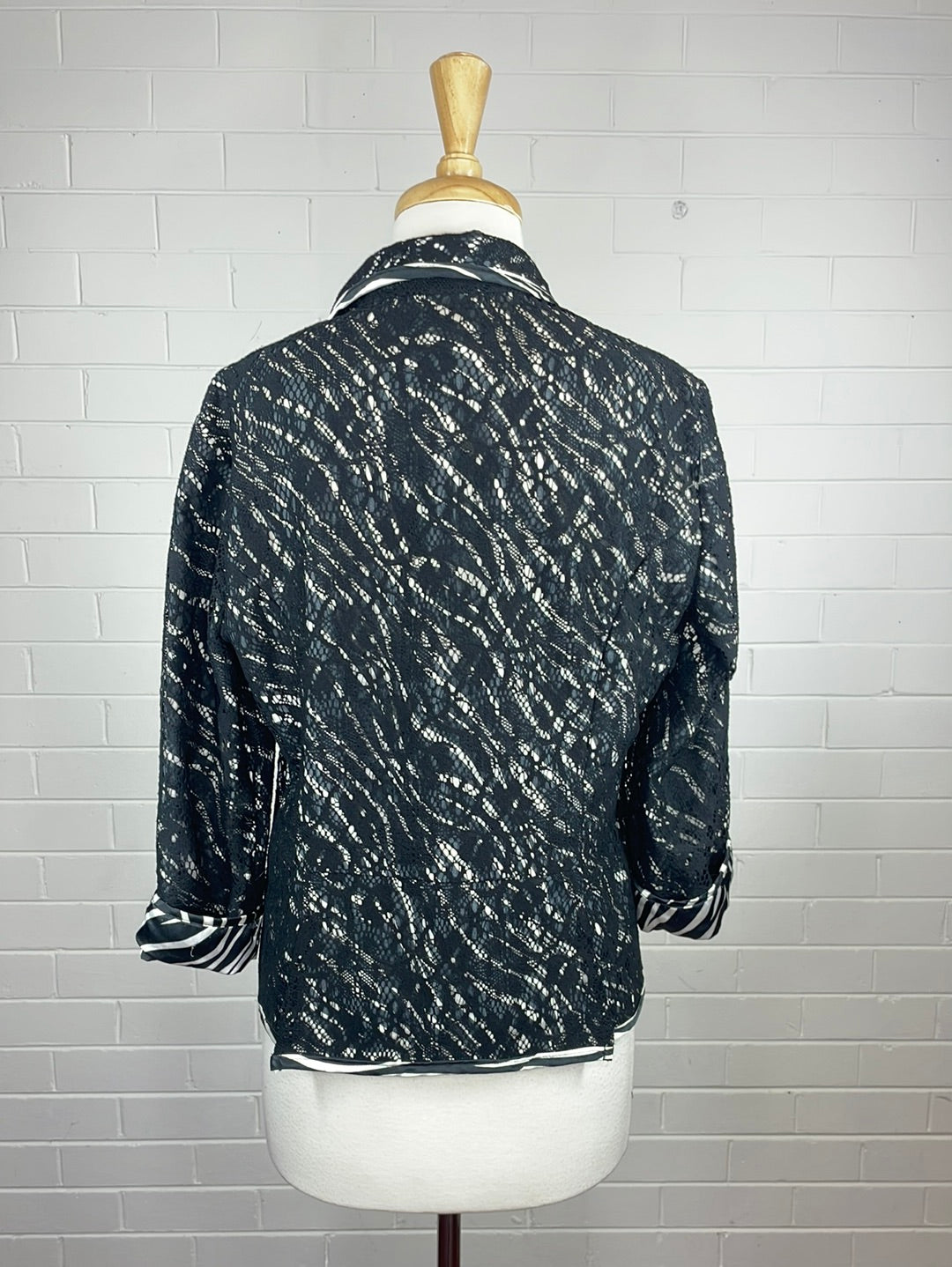 Joseph Ribkoff | Canada | jacket | size 12 | single breasted