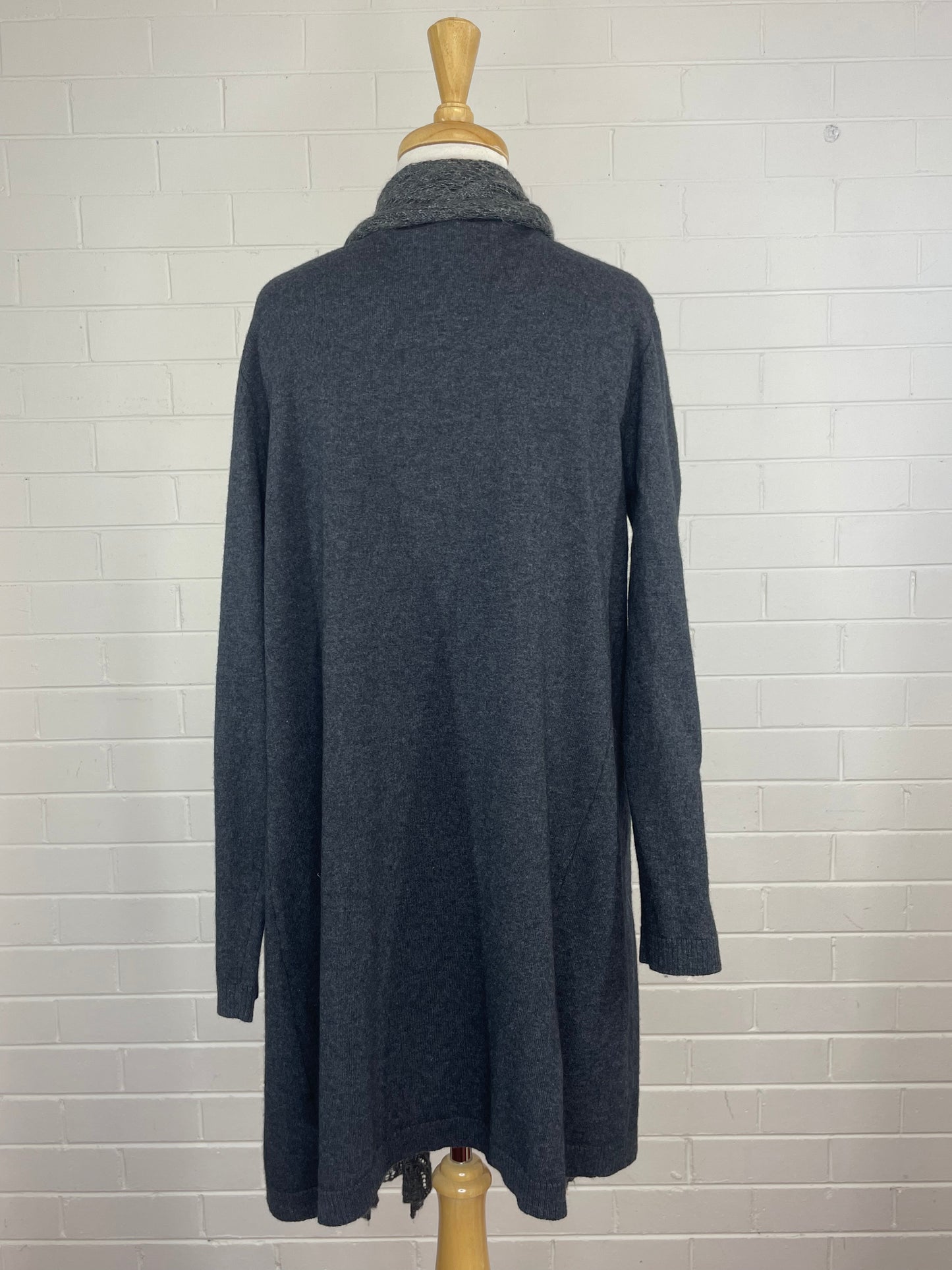 David Jones | cardigan | size 14 | long sleeve