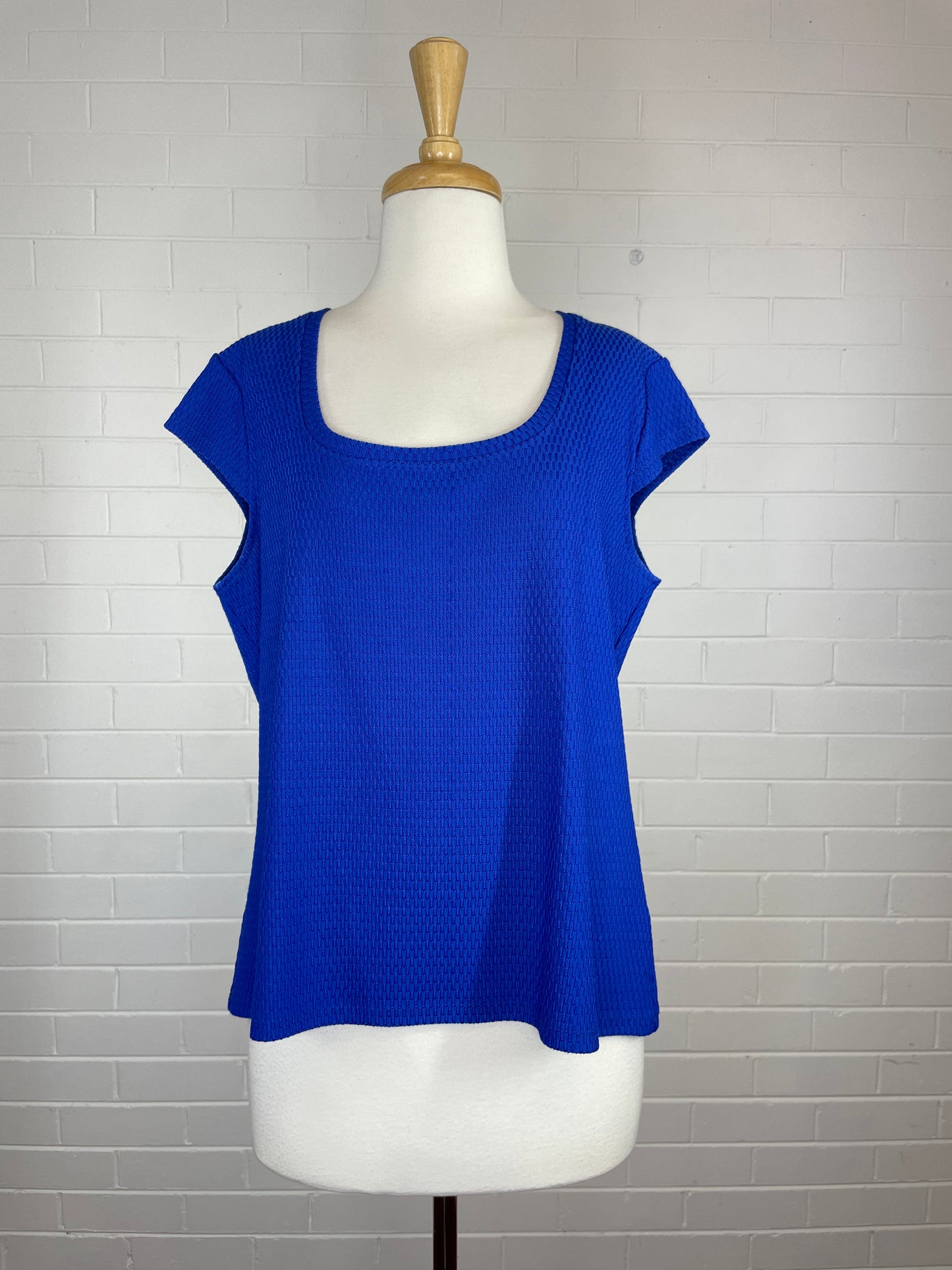 Anthea Crawford | top | size 18 | cap sleeve